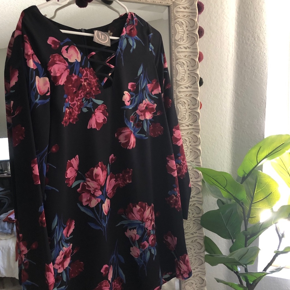 Boutique long sleeve dress